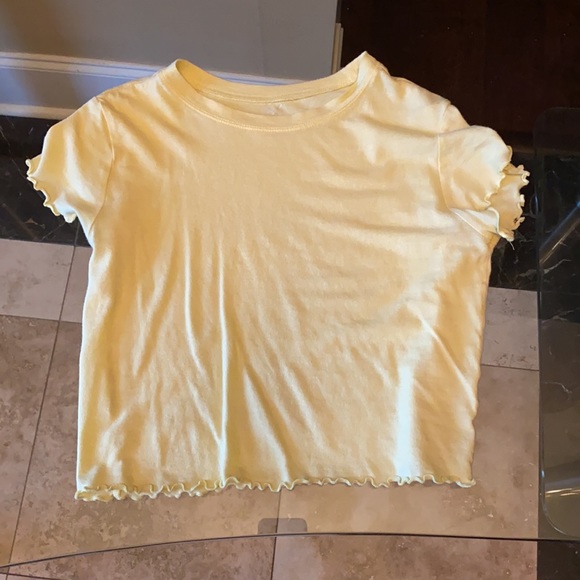 Yellow PacSun Basic Tee - Picture 2 of 3